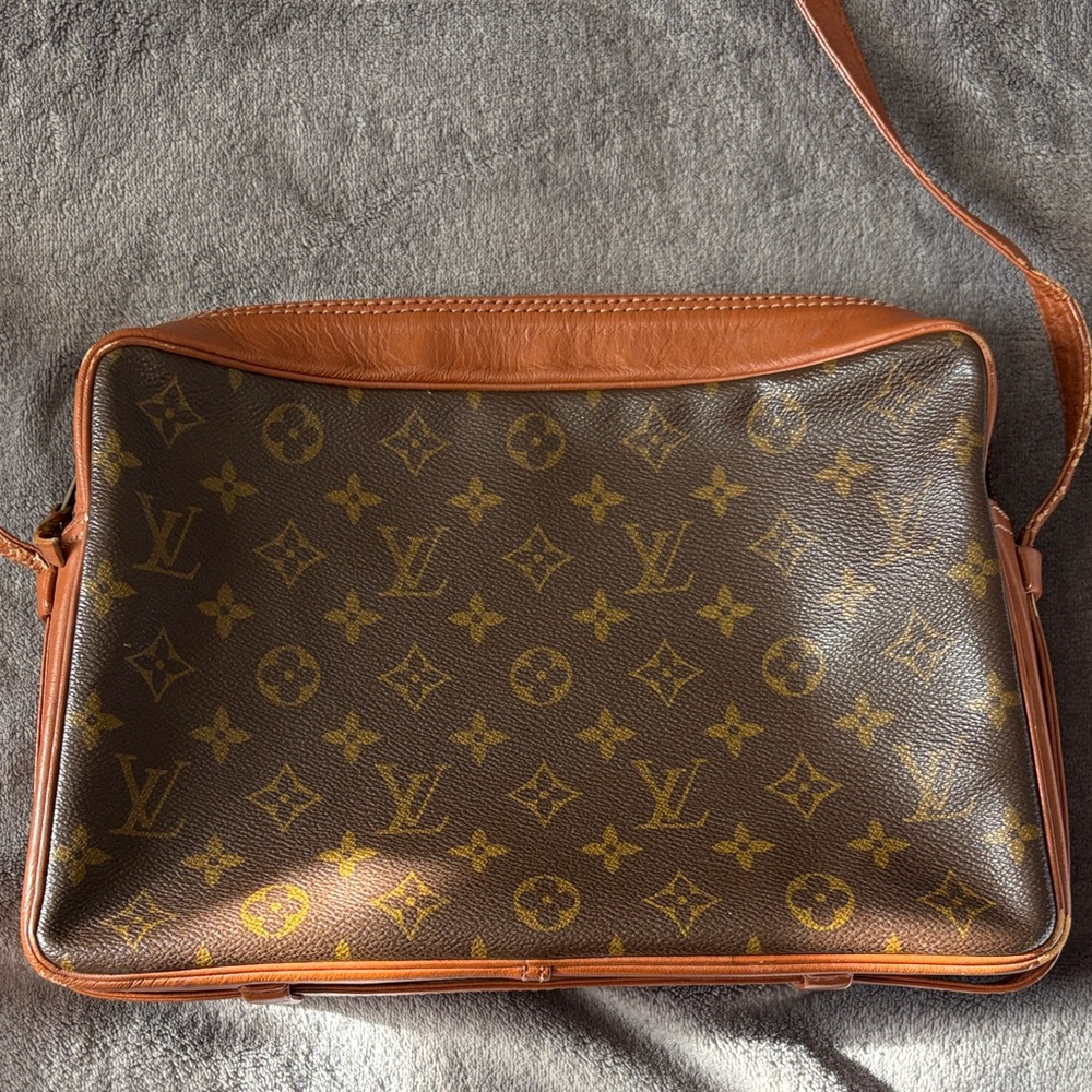 Louis Vuitton Monogram Brown and Tan Messenger Bag